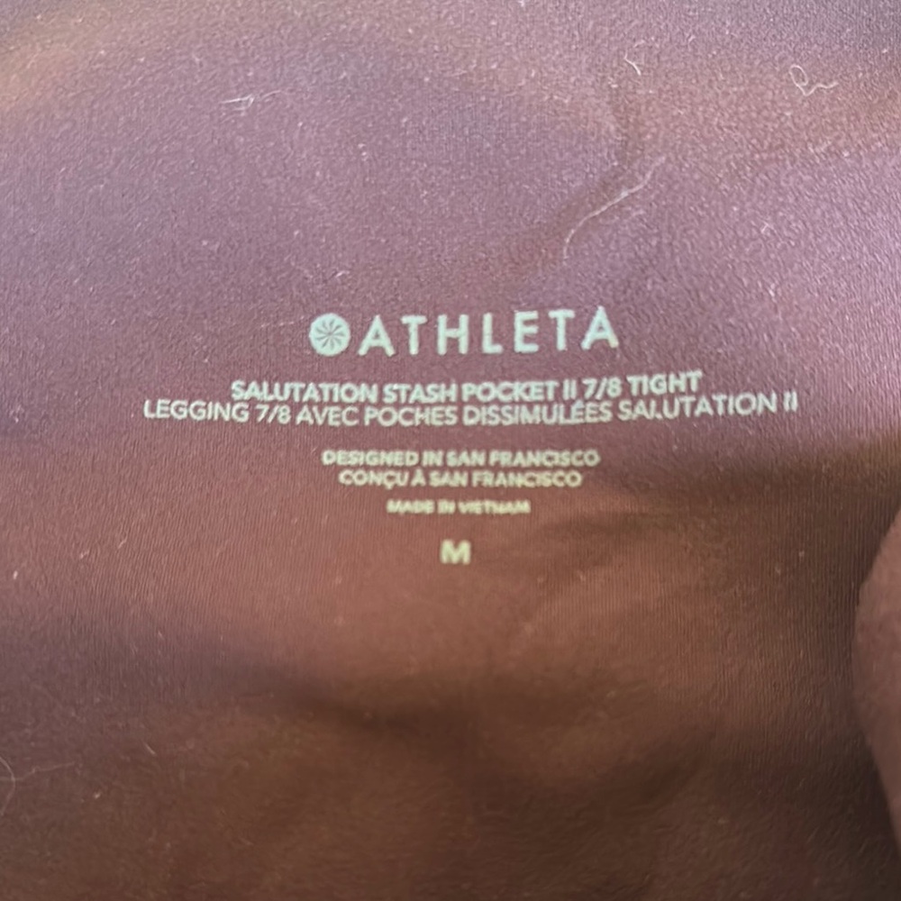 Athleta Salutation Stash II 7/8 legging size medium - Picture 2 of 5
